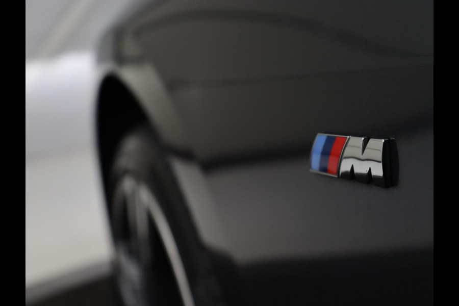 BMW 2 Serie Gran Coupé 218i M Sport | Sportstoelen | Camera | Carplay | Live Cockpit | Half leder | Navigatie | Sfeerverlichting | Full LED | Climate control