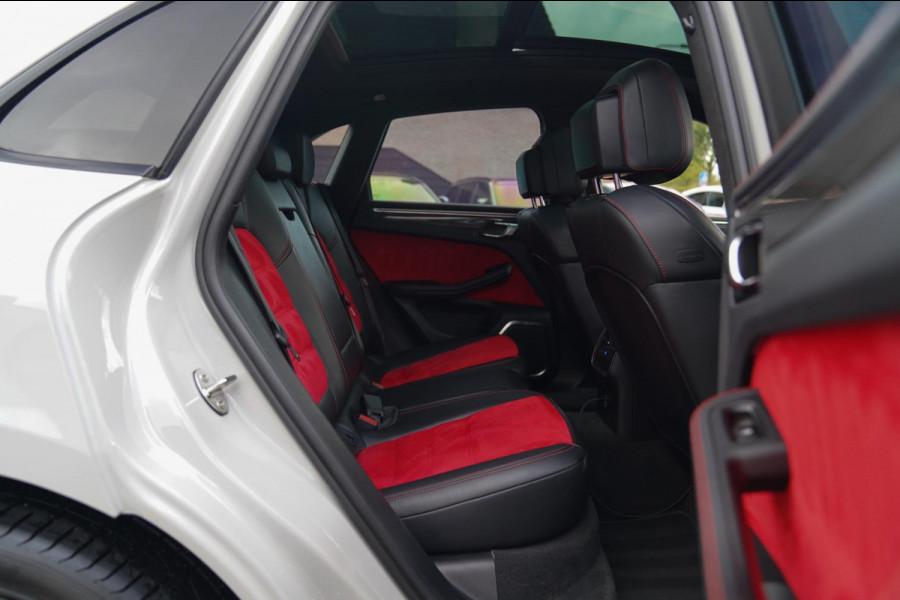 Porsche Macan 2.9 GTS | SportChrono | Panorama | Facelift | Adaptieve Cruise | 360 Cam | 21 inch | Carbon | Burmester | BTW Auto | Porsche Macan 2.9 GTS | SportChrono | Panorama | Facelift | Adaptieve Cruise | 360 Cam | 21 inch | Carbon | Burmester | BTW Auto |