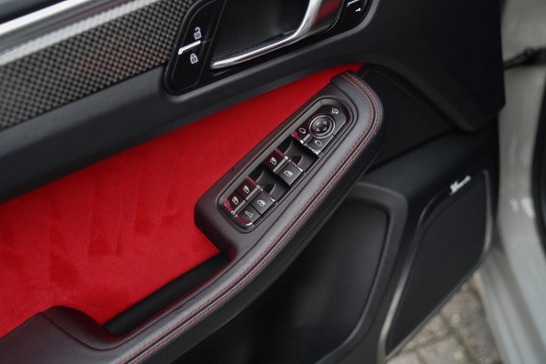 Porsche Macan 2.9 GTS | SportChrono | Panorama | Facelift | Adaptieve Cruise | 360 Cam | 21 inch | Carbon | Burmester | BTW Auto | Porsche Macan 2.9 GTS | SportChrono | Panorama | Facelift | Adaptieve Cruise | 360 Cam | 21 inch | Carbon | Burmester | BTW Auto |