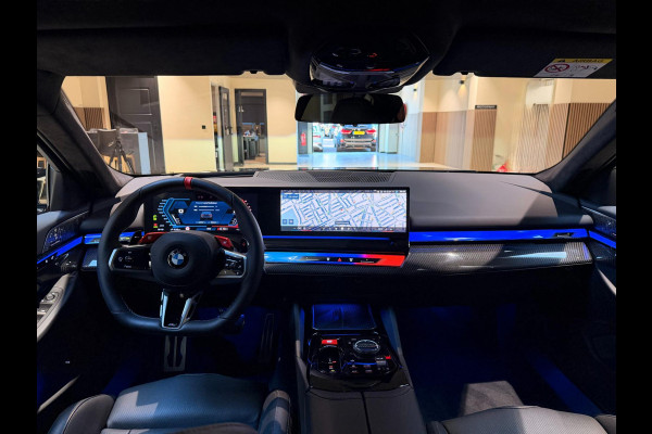 BMW 5 Serie M5 M Carbon|M Drivers Package|M Drive Professional|Driving + Parking Assistant Professional|Alcantara BMW 5 Serie M5 M Carbon|M Drivers Package|M Drive Professional|Driving + Parking Assistant Professional|Alcantara