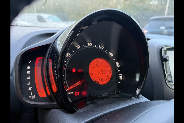 Toyota Aygo 1.0 VVT-i X-PLAY AUTOMAAT GARANTIE TOT 10-2031 BIJNA 2022. APPLE CARPLAY & ANDROID AUTO . ACHTERUITRIJ CAMERA . Toyota Aygo 1.0 VVT-i X-PLAY AUTOMAAT GARANTIE TOT 10-2031 BIJNA 2022. APPLE CARPLAY & ANDROID AUTO . ACHTERUITRIJ CAMERA .