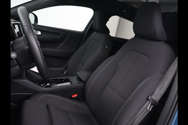 Volvo C40 Recharge Plus 69 kWh | Panoramadak | Stoelverwarming | Harman/Kardon | Warmtepomp | Carplay | Adaptive cruise | Stuurverwarming | 360 Camera | Full LED Volvo C40 Recharge Plus 69 kWh | Panoramadak | Stoelverwarming | Harman/Kardon | Warmtepomp | Carplay | Adaptive cruise | Stuurverwarming | 360 Camera | Full LED