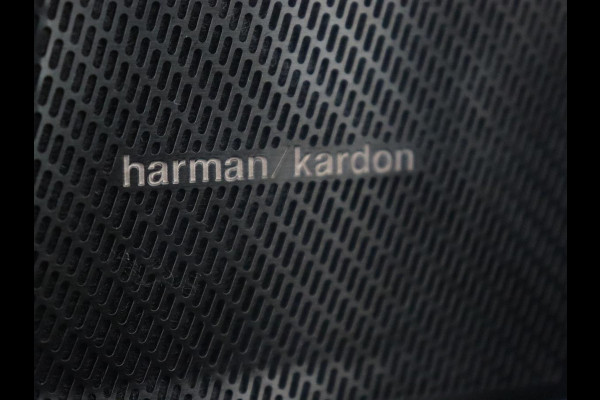 Volvo C40 Recharge Plus 69 kWh | Panoramadak | Stoelverwarming | Harman/Kardon | Warmtepomp | Carplay | Adaptive cruise | Stuurverwarming | 360 Camera | Full LED Volvo C40 Recharge Plus 69 kWh | Panoramadak | Stoelverwarming | Harman/Kardon | Warmtepomp | Carplay | Adaptive cruise | Stuurverwarming | 360 Camera | Full LED