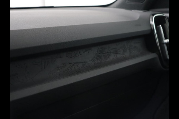 Volvo C40 Recharge Plus 69 kWh | Panoramadak | Stoelverwarming | Harman/Kardon | Warmtepomp | Carplay | Adaptive cruise | Stuurverwarming | 360 Camera | Full LED Volvo C40 Recharge Plus 69 kWh | Panoramadak | Stoelverwarming | Harman/Kardon | Warmtepomp | Carplay | Adaptive cruise | Stuurverwarming | 360 Camera | Full LED