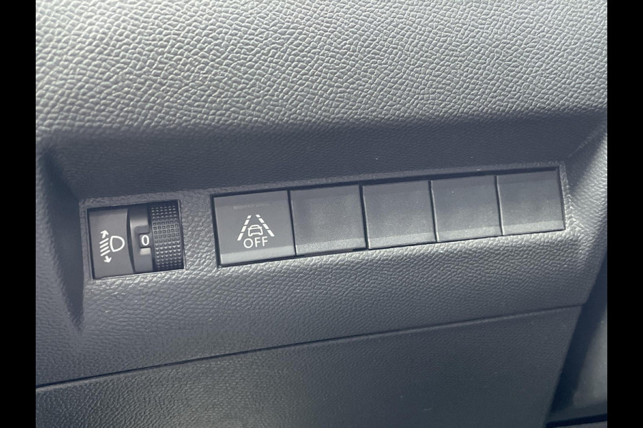 Peugeot 208 1.2 PureTech Allure Pack Peugeot 208 1.2 PureTech Allure Pack