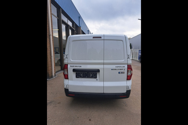Maxus eDeliver 3 LWB 50,2 kWh L2 Lang Autm. Cruise control  Achteruitrijcamera Airco Sportvelgen Maxus eDeliver 3 LWB 50,2 kWh L2 Lang Autm. Cruise control  Achteruitrijcamera Airco Sportvelgen