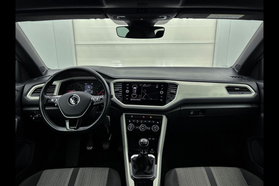 Volkswagen T-Roc Cabrio 1.0 TSI Style NAVI | ELECTR-KAP Volkswagen T-Roc Cabrio 1.0 TSI Style NAVI | ELECTR-KAP