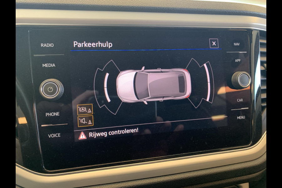 Volkswagen T-Roc Cabrio 1.0 TSI Style NAVI | ELECTR-KAP Volkswagen T-Roc Cabrio 1.0 TSI Style NAVI | ELECTR-KAP