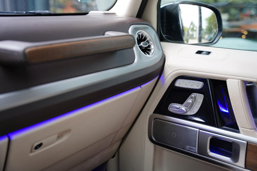 Mercedes-Benz G-Klasse 63 AMG Exclusive Beige Mercedes-Benz G-Klasse 63 AMG Exclusive Beige