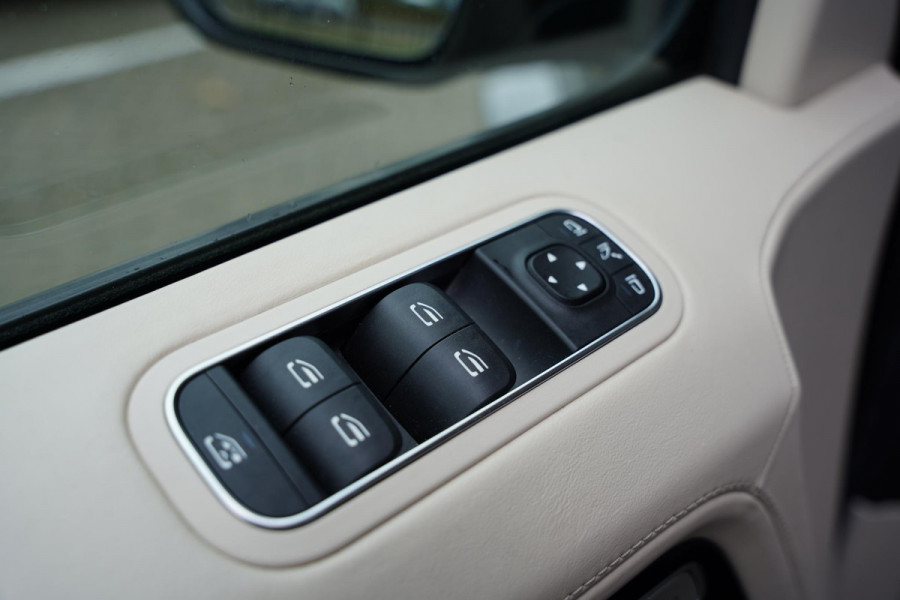 Mercedes-Benz G-Klasse 63 AMG Exclusive Beige Mercedes-Benz G-Klasse 63 AMG Exclusive Beige