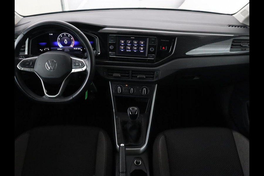Volkswagen Polo 1.0 TSI Life | Adaptive cruise | Carplay | File Assistent | Airco | Virtual Cockpit | Full LED | Bluetooth Volkswagen Polo 1.0 TSI Life | Adaptive cruise | Carplay | File Assistent | Airco | Virtual Cockpit | Full LED | Bluetooth