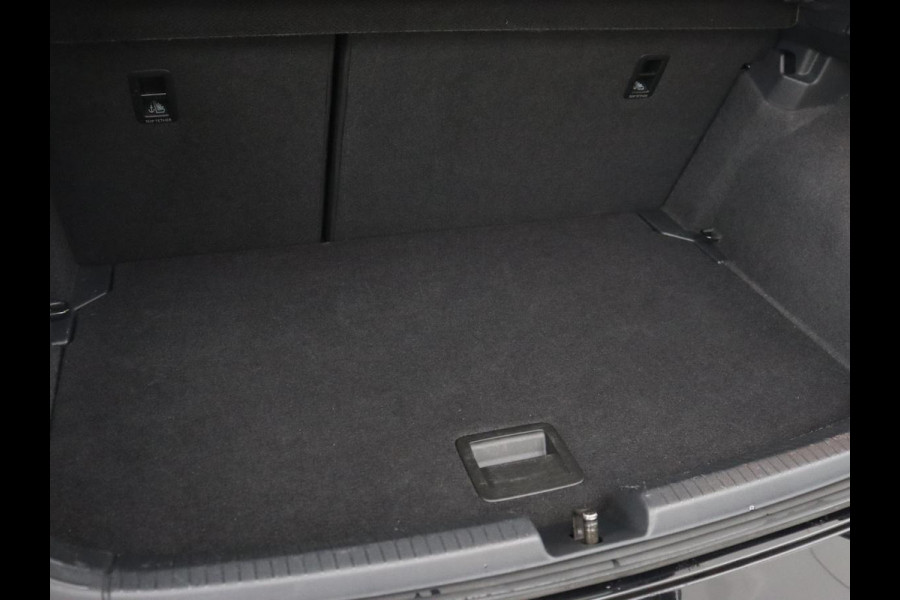 Volkswagen Polo 1.0 TSI Life | Adaptive cruise | Carplay | File Assistent | Airco | Virtual Cockpit | Full LED | Bluetooth Volkswagen Polo 1.0 TSI Life | Adaptive cruise | Carplay | File Assistent | Airco | Virtual Cockpit | Full LED | Bluetooth
