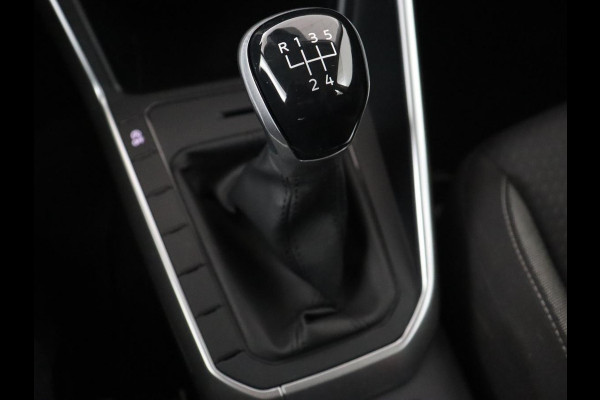 Volkswagen Polo 1.0 TSI Life | Adaptive cruise | Carplay | File Assistent | Airco | Virtual Cockpit | Full LED | Bluetooth Volkswagen Polo 1.0 TSI Life | Adaptive cruise | Carplay | File Assistent | Airco | Virtual Cockpit | Full LED | Bluetooth