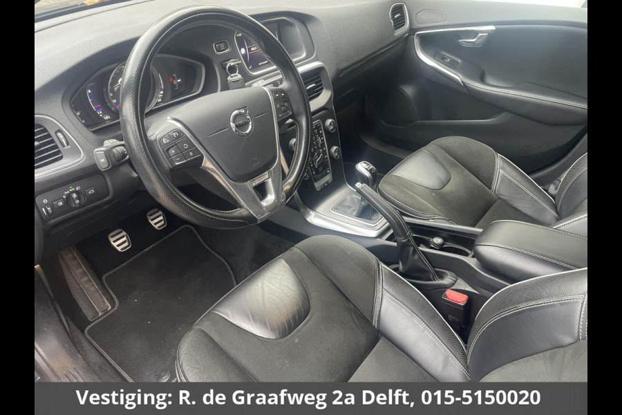 Volvo V40 2.0 T4 Business Sport | Cruise Control | Parkeersensoren | Stoelverwarming Volvo V40 2.0 T4 Business Sport | Cruise Control | Parkeersensoren | Stoelverwarming