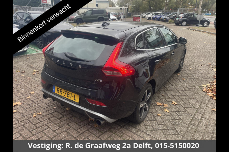 Volvo V40 2.0 T4 Business Sport | Cruise Control | Parkeersensoren | Stoelverwarming Volvo V40 2.0 T4 Business Sport | Cruise Control | Parkeersensoren | Stoelverwarming