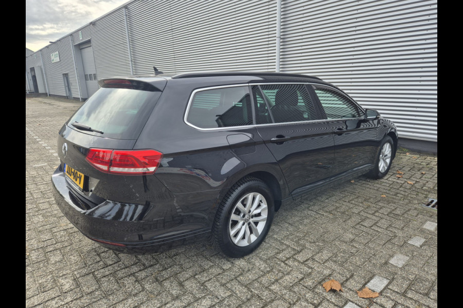 Volkswagen Passat Variant 1.4 TSI ACT Highline ,airco,adap cruise,navigatie,stoelverwarming,parkeersensoren,