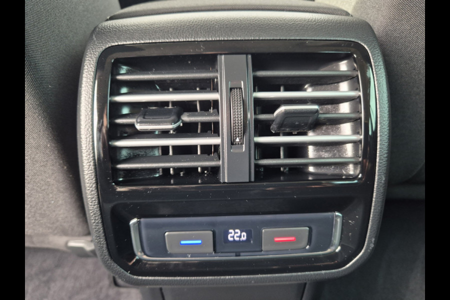 Volkswagen Passat Variant 1.4 TSI ACT Highline ,airco,adap cruise,navigatie,stoelverwarming,parkeersensoren,