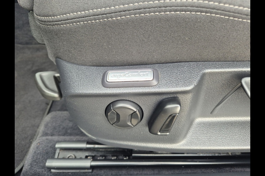 Volkswagen Passat Variant 1.4 TSI ACT Highline ,airco,adap cruise,navigatie,stoelverwarming,parkeersensoren,
