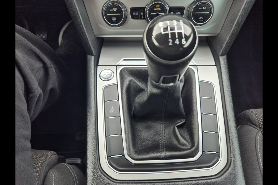 Volkswagen Passat Variant 1.4 TSI ACT Highline ,airco,adap cruise,navigatie,stoelverwarming,parkeersensoren,