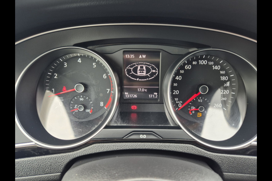 Volkswagen Passat Variant 1.4 TSI ACT Highline ,airco,adap cruise,navigatie,stoelverwarming,parkeersensoren,
