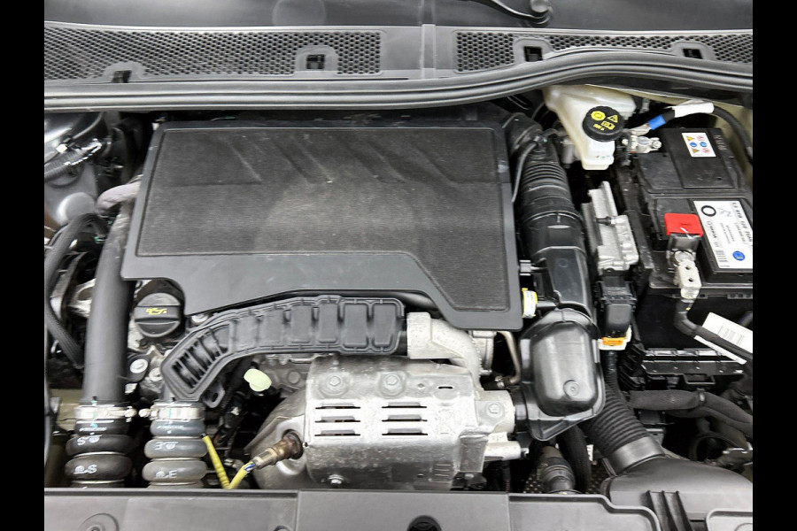 Peugeot 208 1.2 PureTech 100PK Allure AD-CRUISE | NAVI & CARPLAY | PRIVACY-GLASS