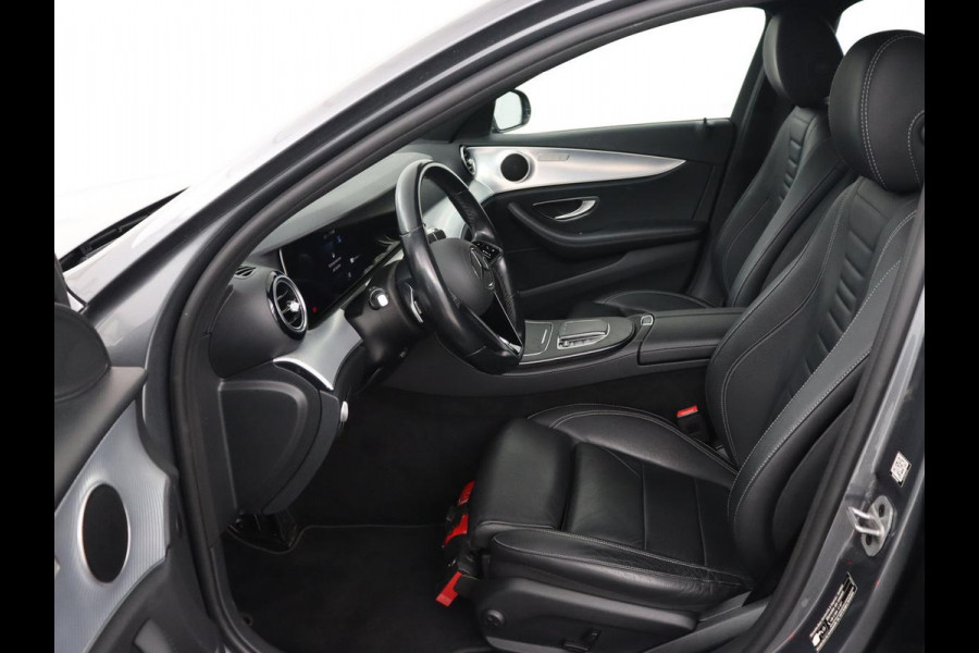 Mercedes-Benz E-Klasse 300e Avantgarde | Leder | Stoelverwarming | 360 Camera | Keyless | Carplay | Sfeerverlichting | Widescreen | Navigatie | Park Asisst | PHEV | Plug In Mercedes-Benz E-Klasse 300e Avantgarde | Leder | Stoelverwarming | 360 Camera | Keyless | Carplay | Sfeerverlichting | Widescreen | Navigatie | Park Asisst | PHEV | Plug In