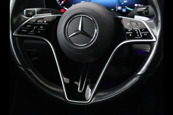 Mercedes-Benz E-Klasse 300e Avantgarde | Leder | Stoelverwarming | 360 Camera | Keyless | Carplay | Sfeerverlichting | Widescreen | Navigatie | Park Asisst | PHEV | Plug In Mercedes-Benz E-Klasse 300e Avantgarde | Leder | Stoelverwarming | 360 Camera | Keyless | Carplay | Sfeerverlichting | Widescreen | Navigatie | Park Asisst | PHEV | Plug In