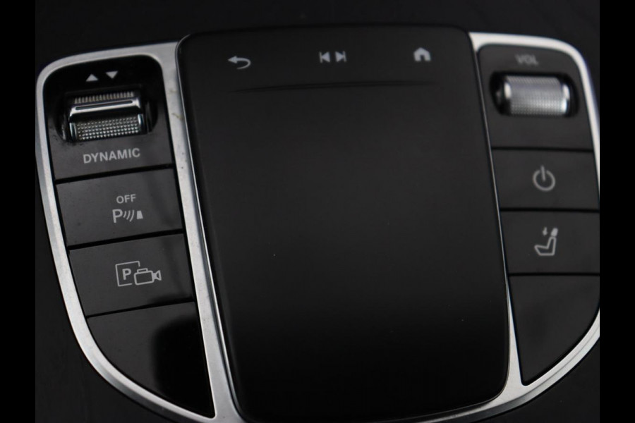 Mercedes-Benz E-Klasse 300e Avantgarde | Leder | Stoelverwarming | 360 Camera | Keyless | Carplay | Sfeerverlichting | Widescreen | Navigatie | Park Asisst | PHEV | Plug In Mercedes-Benz E-Klasse 300e Avantgarde | Leder | Stoelverwarming | 360 Camera | Keyless | Carplay | Sfeerverlichting | Widescreen | Navigatie | Park Asisst | PHEV | Plug In