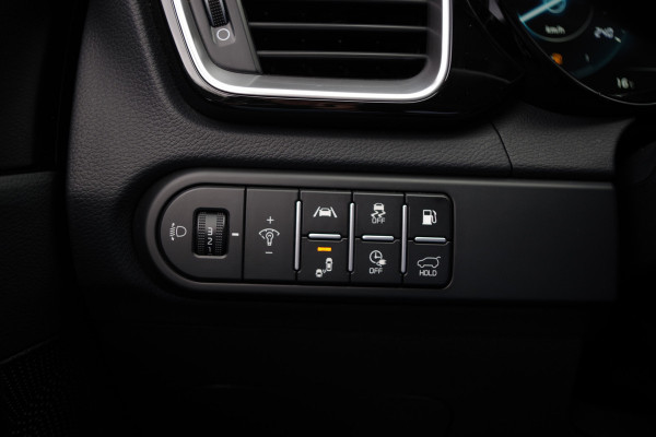 Kia Ceed Sportswagon 1.6 GDI PHEV ExecutiveLine 140 PK, Panoramadak, Leder, Stoelkoeling & Verwarming, Camera Kia Ceed Sportswagon 1.6 GDI PHEV ExecutiveLine 140 PK, Panoramadak, Leder, Stoelkoeling & Verwarming, Camera