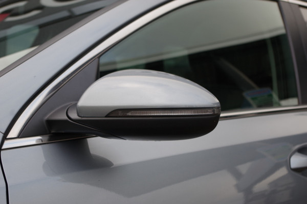 Kia Ceed Sportswagon 1.6 GDI PHEV ExecutiveLine 140 PK, Panoramadak, Leder, Stoelkoeling & Verwarming, Camera Kia Ceed Sportswagon 1.6 GDI PHEV ExecutiveLine 140 PK, Panoramadak, Leder, Stoelkoeling & Verwarming, Camera