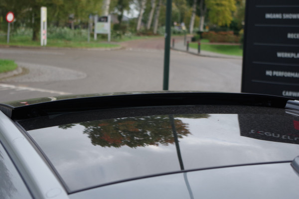 Kia Ceed Sportswagon 1.6 GDI PHEV ExecutiveLine 140 PK, Panoramadak, Leder, Stoelkoeling & Verwarming, Camera Kia Ceed Sportswagon 1.6 GDI PHEV ExecutiveLine 140 PK, Panoramadak, Leder, Stoelkoeling & Verwarming, Camera