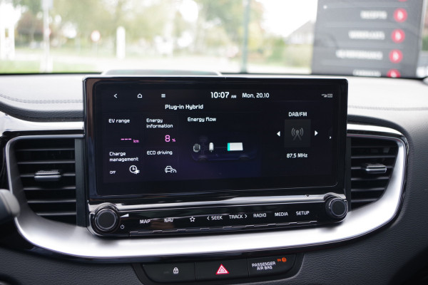 Kia Ceed Sportswagon 1.6 GDI PHEV ExecutiveLine 140 PK, Panoramadak, Leder, Stoelkoeling & Verwarming, Camera Kia Ceed Sportswagon 1.6 GDI PHEV ExecutiveLine 140 PK, Panoramadak, Leder, Stoelkoeling & Verwarming, Camera