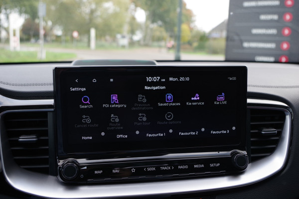 Kia Ceed Sportswagon 1.6 GDI PHEV ExecutiveLine 140 PK, Panoramadak, Leder, Stoelkoeling & Verwarming, Camera Kia Ceed Sportswagon 1.6 GDI PHEV ExecutiveLine 140 PK, Panoramadak, Leder, Stoelkoeling & Verwarming, Camera