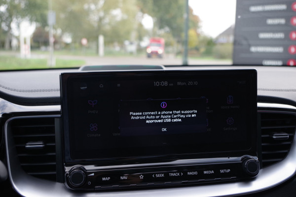 Kia Ceed Sportswagon 1.6 GDI PHEV ExecutiveLine 140 PK, Panoramadak, Leder, Stoelkoeling & Verwarming, Camera Kia Ceed Sportswagon 1.6 GDI PHEV ExecutiveLine 140 PK, Panoramadak, Leder, Stoelkoeling & Verwarming, Camera