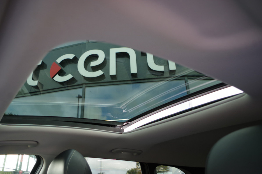 Kia Ceed Sportswagon 1.6 GDI PHEV ExecutiveLine 140 PK, Panoramadak, Leder, Stoelkoeling & Verwarming, Camera Kia Ceed Sportswagon 1.6 GDI PHEV ExecutiveLine 140 PK, Panoramadak, Leder, Stoelkoeling & Verwarming, Camera