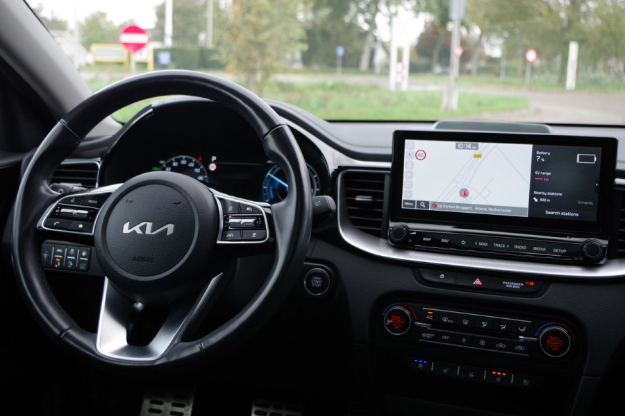 Kia Ceed Sportswagon 1.6 GDI PHEV ExecutiveLine 140 PK, Panoramadak, Leder, Stoelkoeling & Verwarming, Camera Kia Ceed Sportswagon 1.6 GDI PHEV ExecutiveLine 140 PK, Panoramadak, Leder, Stoelkoeling & Verwarming, Camera