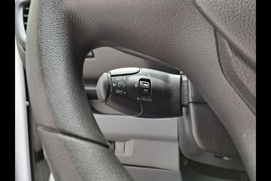 Peugeot Expert 2.0 BlueHDI 123 pk Euro 6 Lang L2 - Airco - Cruise Peugeot Expert 2.0 BlueHDI 123 pk Euro 6 Lang L2 - Airco - Cruise