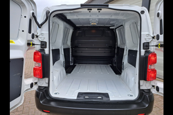 Peugeot Expert 2.0 BlueHDI 123 pk Euro 6 Lang L2 - Airco - Cruise Peugeot Expert 2.0 BlueHDI 123 pk Euro 6 Lang L2 - Airco - Cruise