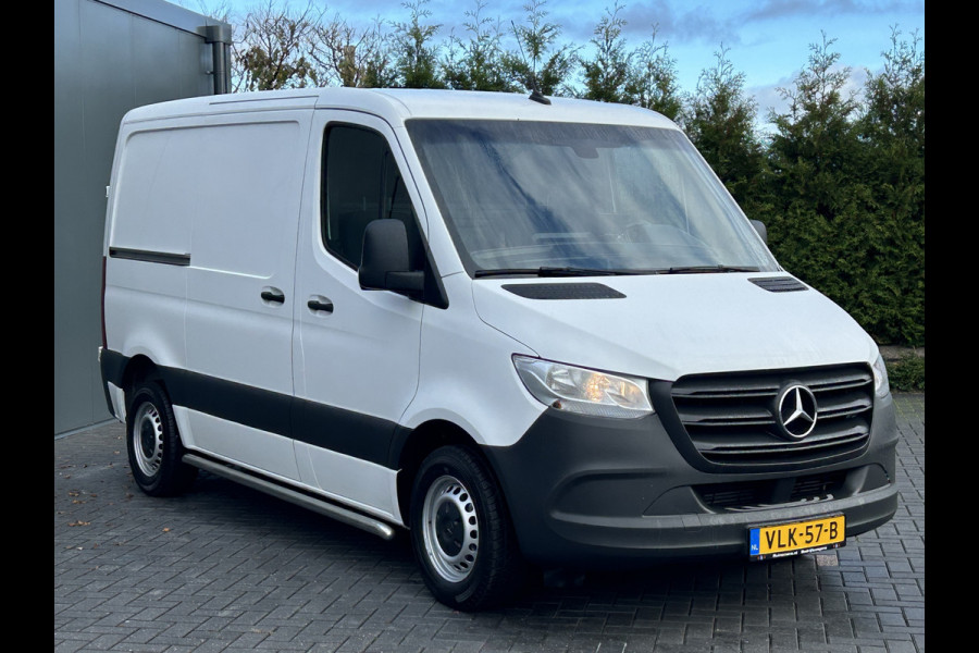 Mercedes-Benz Sprinter 314 CDI / L1H1 / 1e EIG. / 2x SCHUIFDEUR / INRICHTING + LAADKRAAN / CAMERA / AIRCO / CRUISE / NAVI / APPLE CARPLAY Mercedes-Benz Sprinter 314 CDI / L1H1 / 1e EIG. / 2x SCHUIFDEUR / INRICHTING + LAADKRAAN / CAMERA / AIRCO / CRUISE / NAVI / APPLE CARPLAY