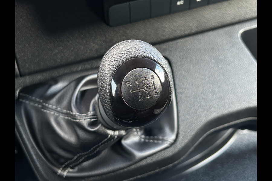 Mercedes-Benz Sprinter 314 CDI / L1H1 / 1e EIG. / 2x SCHUIFDEUR / INRICHTING + LAADKRAAN / CAMERA / AIRCO / CRUISE / NAVI / APPLE CARPLAY Mercedes-Benz Sprinter 314 CDI / L1H1 / 1e EIG. / 2x SCHUIFDEUR / INRICHTING + LAADKRAAN / CAMERA / AIRCO / CRUISE / NAVI / APPLE CARPLAY