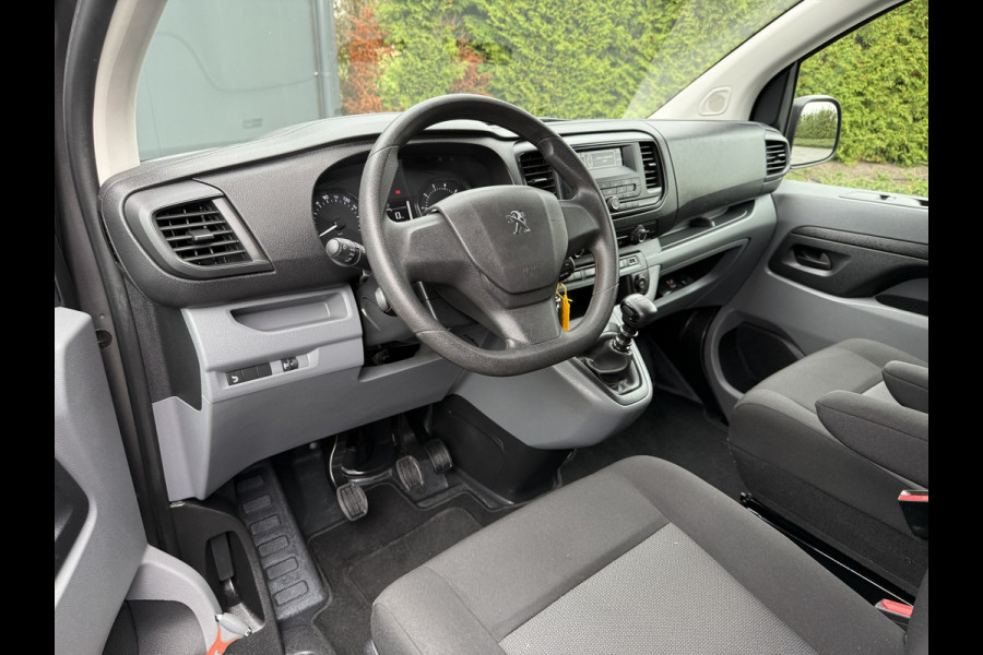 Peugeot Expert 1.5 BlueHDI 102 PK / L2H1 / TREKHAAK / AIRCO / CRUISE / 48.216 KM!! / PDC Peugeot Expert 1.5 BlueHDI 102 PK / L2H1 / TREKHAAK / AIRCO / CRUISE / 48.216 KM!! / PDC