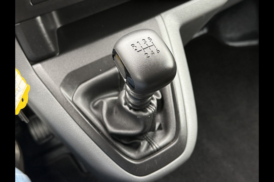 Peugeot Expert 1.5 BlueHDI 102 PK / L2H1 / TREKHAAK / AIRCO / CRUISE / 48.216 KM!! / PDC Peugeot Expert 1.5 BlueHDI 102 PK / L2H1 / TREKHAAK / AIRCO / CRUISE / 48.216 KM!! / PDC