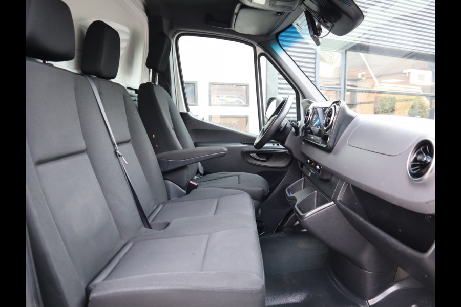 Mercedes-Benz Sprinter 514 CDI Euro 6 Automaat - Bakwagen + Laadklep Mercedes-Benz Sprinter 514 CDI Euro 6 Automaat - Bakwagen + Laadklep