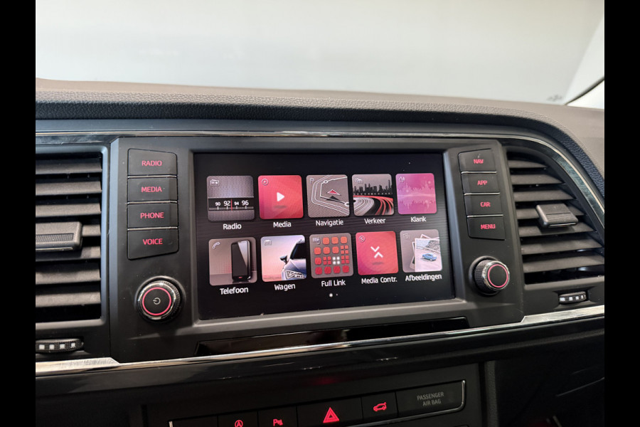 Seat Ateca 1.0 EcoTSI Style Business Intense | Navi | Cruise Seat Ateca 1.0 EcoTSI Style Business Intense | Navi | Cruise