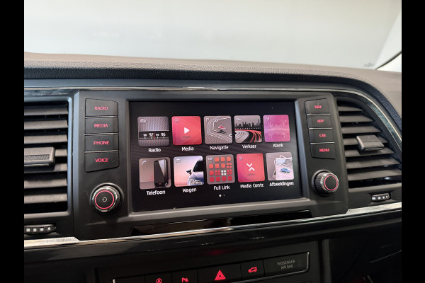 Seat Ateca 1.0 EcoTSI Style Business Intense | Navi | Cruise Seat Ateca 1.0 EcoTSI Style Business Intense | Navi | Cruise