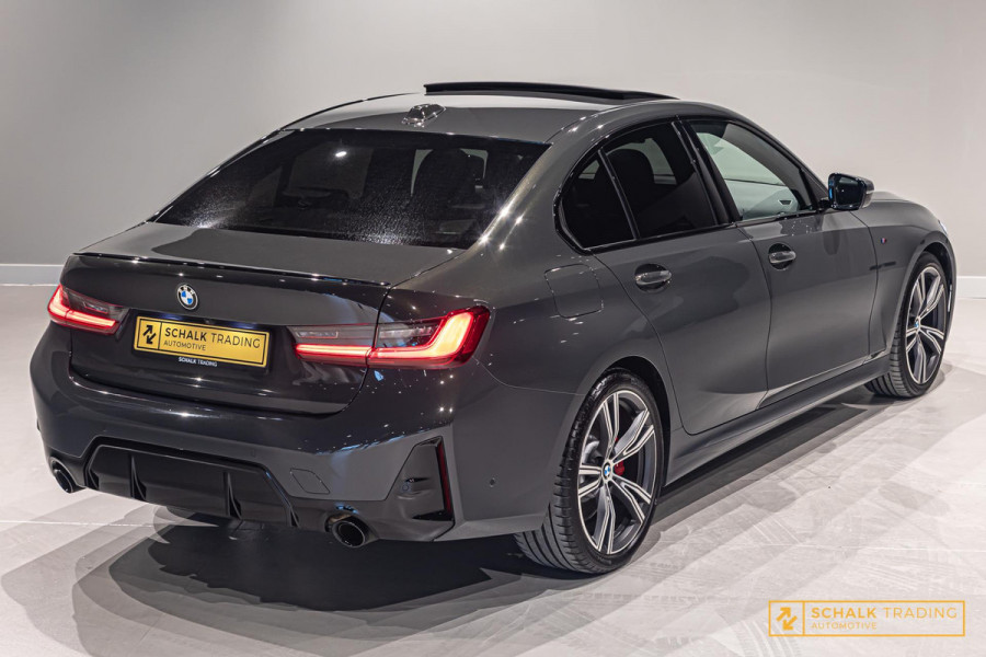 BMW 3-serie 318i|M-sport|NAP|Pano|Cam|H&K|Dealerond|Garantie