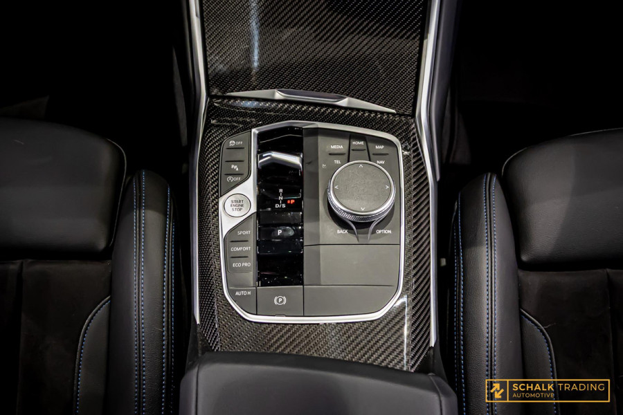 BMW 3-serie 318i|M-sport|NAP|Pano|Cam|H&K|Dealerond|Garantie