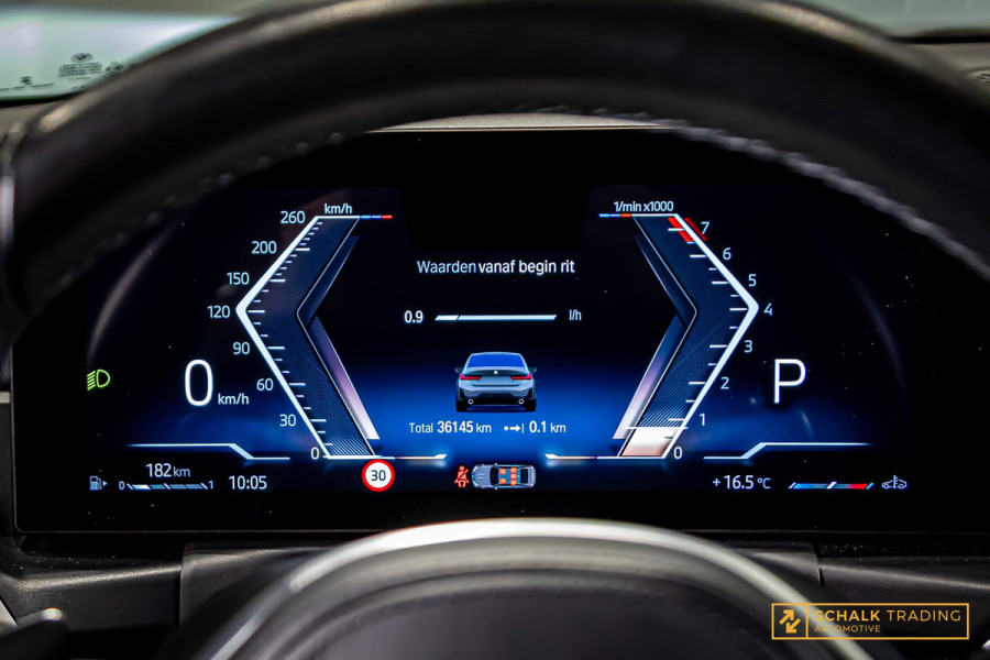 BMW 3-serie 318i|M-sport|NAP|Pano|Cam|H&K|Dealerond|Garantie