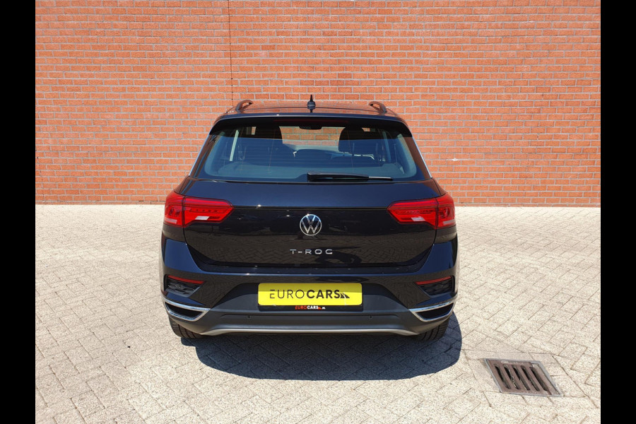 Volkswagen T-Roc 1.5 TSI 150pk DSG Style Team Navigatie Apple Carplay/Android Auto Camera Adaptive Cruise Control Elektrische achterklep Stoel-en stuurverwarming Climate Control Volkswagen T-Roc 1.5 TSI 150pk DSG Style Team Navigatie Apple Carplay/Android Auto Camera Adaptive Cruise Control Elektrische achterklep Stoel-en stuurverwarming Climate Control
