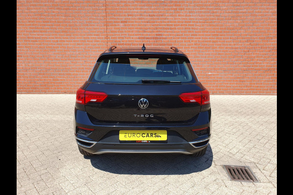Volkswagen T-Roc 1.5 TSI 150pk DSG Style Team Navigatie Apple Carplay/Android Auto Camera Adaptive Cruise Control Elektrische achterklep Stoel-en stuurverwarming Climate Control Volkswagen T-Roc 1.5 TSI 150pk DSG Style Team Navigatie Apple Carplay/Android Auto Camera Adaptive Cruise Control Elektrische achterklep Stoel-en stuurverwarming Climate Control